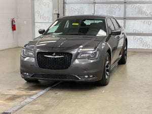 2016 Chrysler 300 S